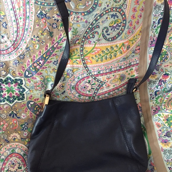 ❤️SOLD❤️Michael Kors Crossbody - Picture 2 of 5